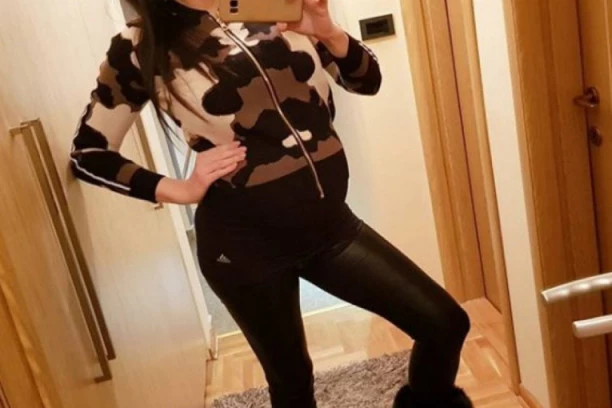 U 6 MESECU TRUDNOĆE TRČI I VEŽBA: Mia Borisavljević je rešila da se ne ugoji tokom blaženog stanja