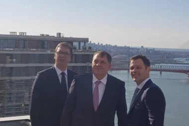 Radi se punom parom: DODIK, VUČIĆ I MALI OBIŠLI "BEOGRAD NA VODI"
