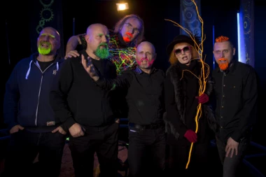 MILE KEKIN, FRONTMEN HLADNOG PIVA: Pobedićemo koronu, ali se i  brzo vratiti starim navikama!