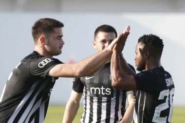 (VIDEO) Prvenac crno-belih na Kipru: ERMIS PAO SA POLA GASA, ZDJELAR UPISAO DEBI!