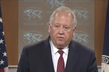 ŠOK U SAD: Treći čovek Stejt departmenta podneo ostavku