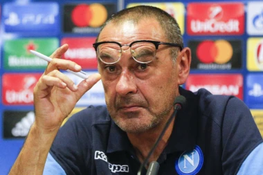 SARI PREVAZIŠAO SEBE: Savetovao fudbalere da ignorišu protivnike!