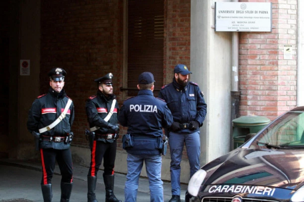 Policija u Milanu uhapsila "srpskog spajdermena": Ukrali 600.000 evra, pa otišli na ku*ve i šampanjac!