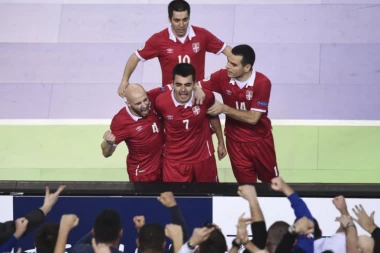 (VIDEO) NEKA SE PRIPREMI KAZAHSTAN: Slovenija pobedila Italiju i poslala Srbiju u četvrtfinale EP