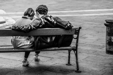 NJEGOV POGLED GOVORI SVE: Ako njegove oči završe na vašoj zadnjici, to znači samo jedno