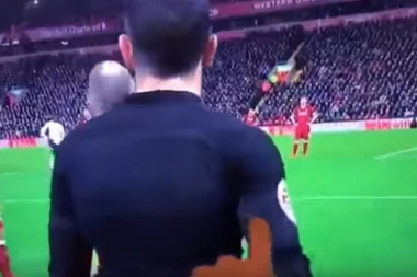 (VIDEO) KLOP ĆE BITI BESAN Posle "krađe": Pomoćni sudija slavio gol Totenhema!?