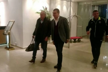 (VIDEO) PARTIZAN DOBIO POJAČANJE: Vučelić i Vazura stigli u Limasol