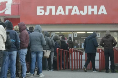 "Delije" okupirale blagajne!