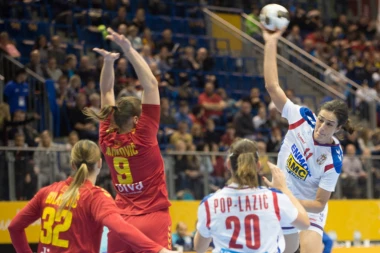 Sanja Damnjanović prekinula karijeru zbog trudnoće