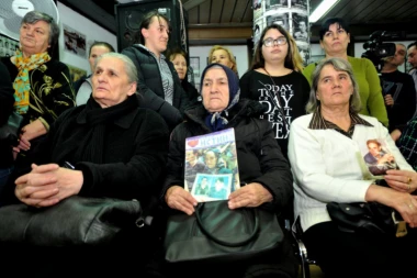 U Beograđanki otvoren INFORMATIVNI CENTAR O STRADANJU NA KOSOVU!