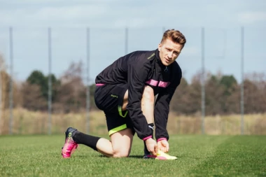 (VIDEO) Rojsova sočna psovka NA SRPSKOM!