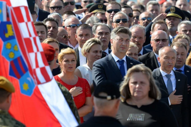 HRVATSKA U PROVALIJI! Rekordan pad BDP-a, korona ih osakatila
