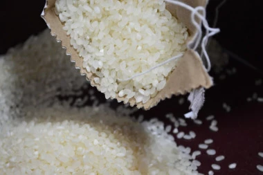 Ako jedete previše integralnog pirinča, ODMAH PRESTANITE! Pun je OVOG OTROVA, a evo šta naučnici savetuju!