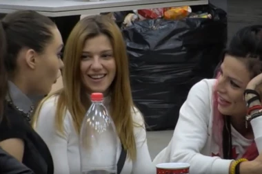 SREDNJI? Kija zadrugarkama opisivala SLOBIN POLNI ORGAN, ON POLUDEO!