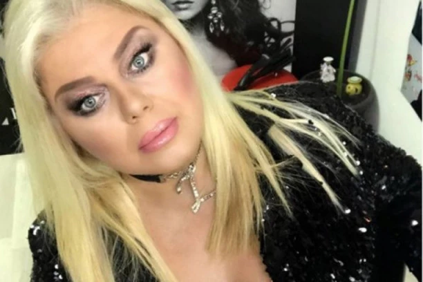 (FOTO) Uvukla se u farmerke i pokazala kakva je sada ribetina: Zorana Pavić zaprepastila koliko se osušila!