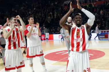 (VIDEO) ZVEZDA SAŠILA ARMANI: Pukla stotka u Pioniru!