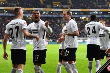 Ajntraht gazi ka Ligi šampiona, pobede Herte i Dortmunda