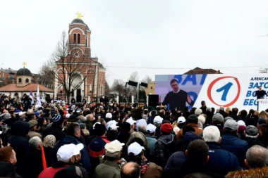 Napadnuti aktivisti SNS na dva mesta!