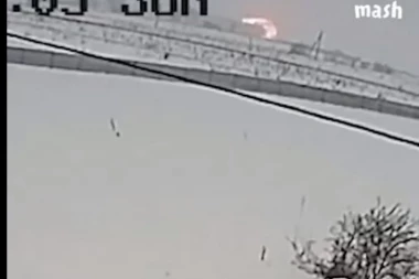 (UZNEMIRUJUĆE!!!) SNIMAK SMRTI: OVO JE TRENUTAK U KOM SU POGINULI SVI U RUSKOM AVIONU!