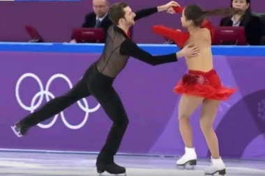 (VIDEO) Ova klizačica je bila velika nada Južne Koreje, ALI JE OSTALA BEZ MEDALJE KADA JOJ JE PUKAO KOSTIM!