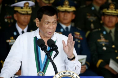FILIPINSKI PREDSEDNIK PRETI DRUŠTVENOJ MREŽI: Duterte zabranjuje Fejsbuk!