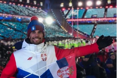 (FOTO) Stevović diskvalifikovan: Zaradio šavove na licu!