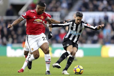 Probijaju sve granice: PREMIJER LIGA DOBILA PET MILIJARDI ZA PRENOSE!