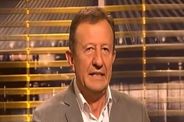 LAPSUSI SU MU UŽA  SPECIJALNOST: Žika pomešao Divca sa POKOJNIM Vladom Divljanom!