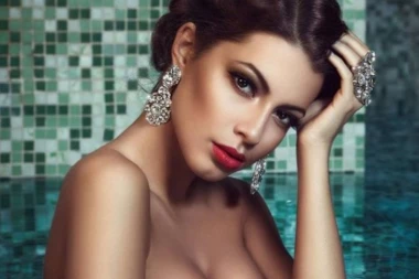 Verila se prelepa voditeljka Pinka!