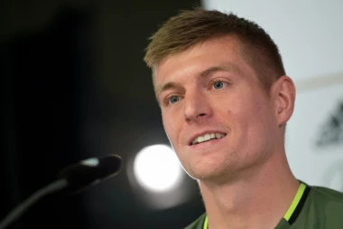 PRESKAČE PSŽ: Glavobolja za Zidana - Kros povređen