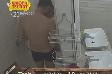 NISU MOGLI DA OBUZDAJU STRASTI: Sara i Vojke završili zajedno u tuš kabini!