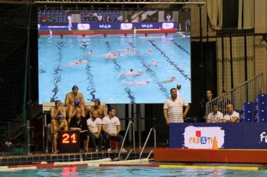 Vaterpolisti kivni na sudije!