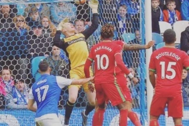 FA KUP: Nema pobednika u borbi "sova" i "labudova"