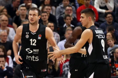 HUMANO: Veličkovićev dres iz finala Kupa na humanitarnoj aukciji