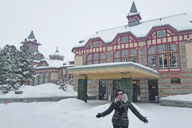 Dragana Mirković odmarala u 3 evropske zemlje!