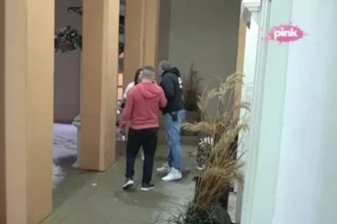 (VIDEO) ODVRATNO: Miki pljunuo Mariju Anu, a i ona njega i to sve zbog ovoga!