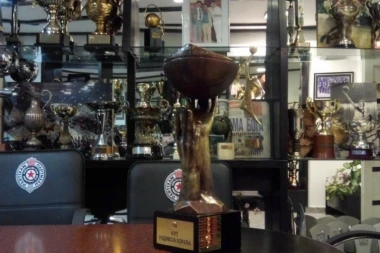 Identifikovane osobe koje su oštetile trofej Kupa Radivoja Koraća!