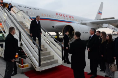 LAVROV STIGAO U BEOGRAD: Sastao se sa predsednikom Srbije Aleksandrom Vučićem u vili "Mir"!