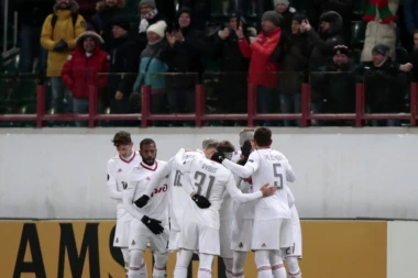 (VIDEO) Izbrojali su sve zvezde: Jeziv sudar glavama na meču Nica-Lil!