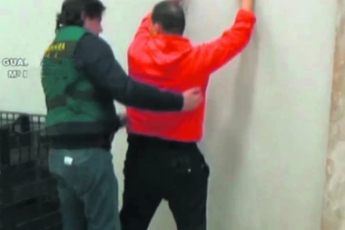 SRPSKI OFICIRI PILOTIRALI ZA NARKO-KARTEL