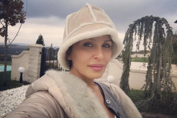 OVAKO IZGLEDA SIN PEĐE MIJATOVIĆA I ELENE KARAMAN KARIĆ: Luka je opasan frajer!