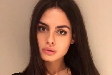 SESTRA Jelene Marjanović se SKINULA GOLA!