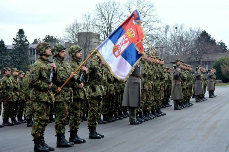 Vučić doneo ukaze o novim postavljenjima u Vojsci Srbije