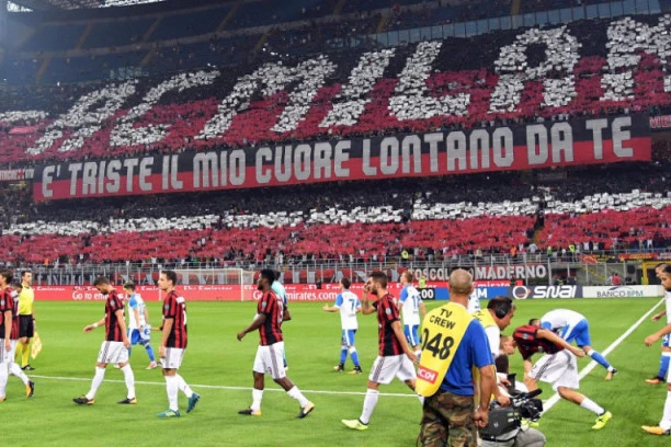 (FOTO) ZVER NA SAN SIRU: Napadač potpisao za Milan!