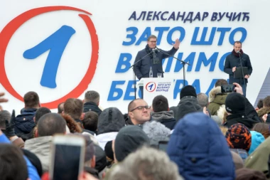 VUČIĆ: BESPLATAN SIR POSTOJI SAMO U MIŠOLOVCI!