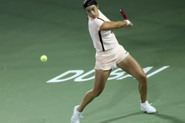 NIJE SVE U PARAMA: Francuskinja poklanja novac u dobrotvorne svrhe