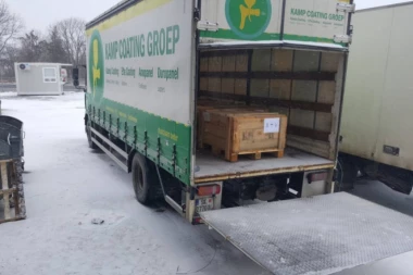 U KAMIONU NA AERODROMU PRONAĐENA TRI AZILANTA