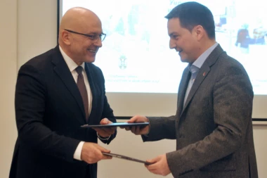 KULTURNI RADNICI će postati i IT STRUČNJACI!