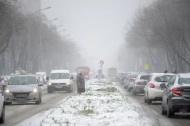 EVO KAD SE ZAVRŠAVA OVAJ KIJAMET NAPOLJU!