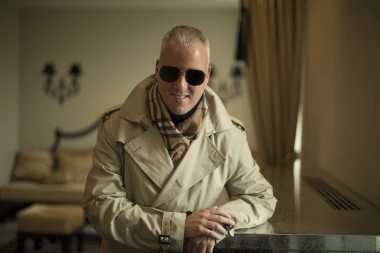 SAŠA MATIĆ SPREMAN DA USREĆI DAME ZA 8. MART: A oni će pevati s NJIM!